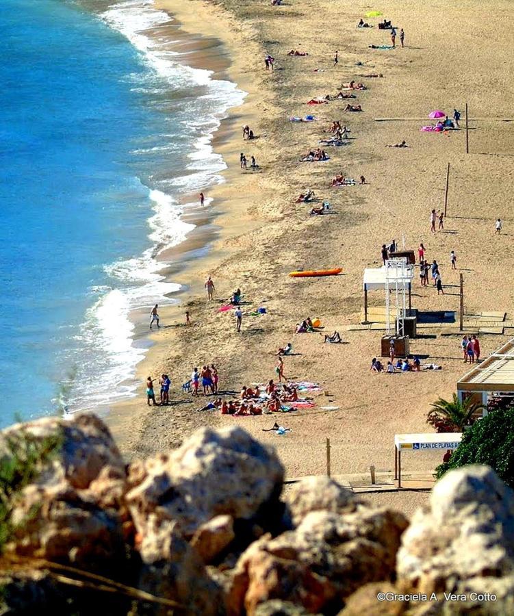 La Palmera. El Amanecer En El Parque Natural Agua Amarga  Kültér fotó